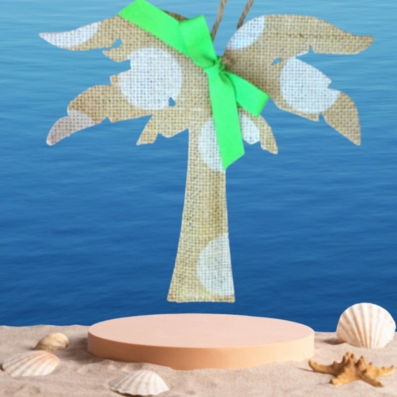 🎄🏖 Christmas at the beach! 🏖🎄 Set Of Coastal Burlap Ornaments - Picture 1 of 6